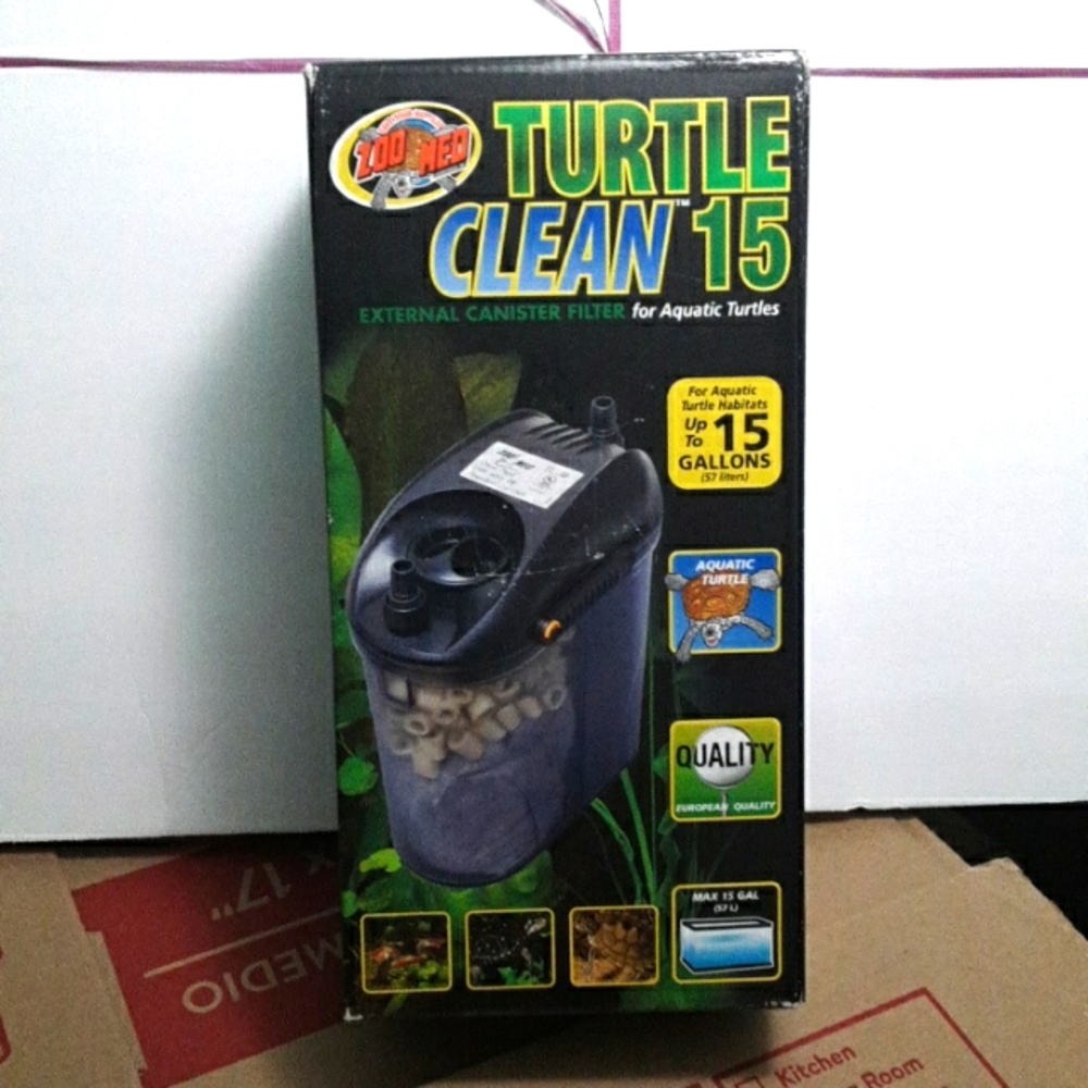Aquatic turtle tank water filter